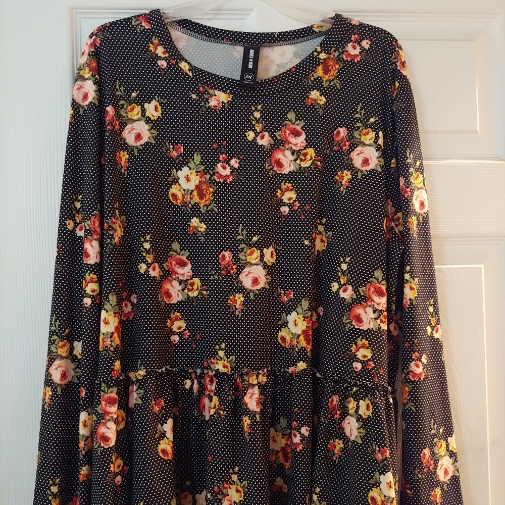 Agnes & Dora long sleeve relaxed ruffle tee